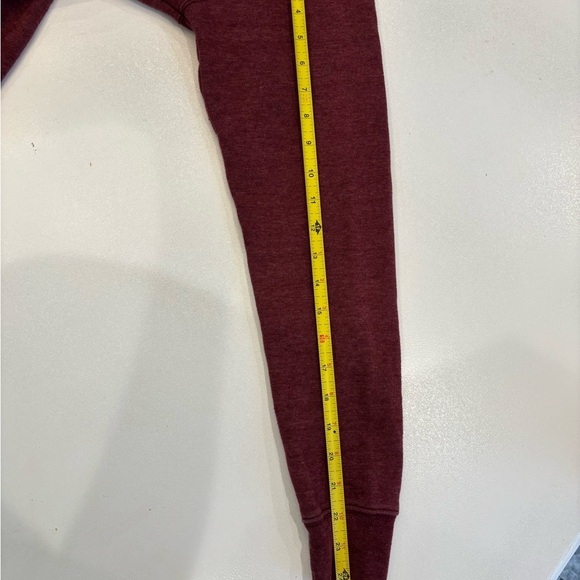 The North Face Maroon Women's Hoodie size small mint condition - Picture 7 of 9